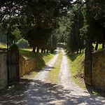 Il Paradiso Farm stay *